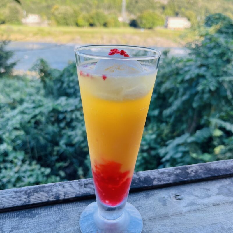 サクラテーブル