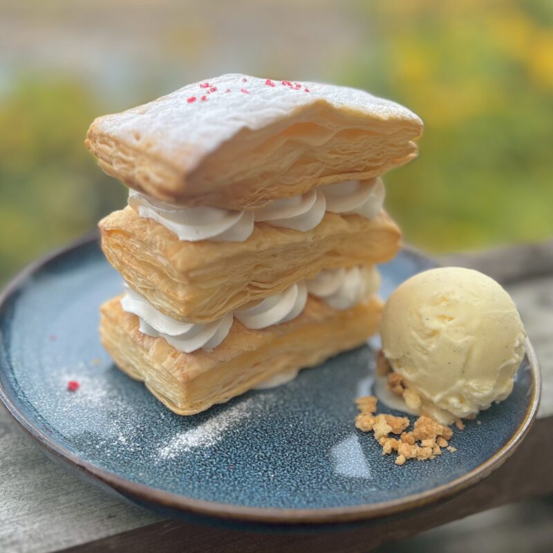 サクラテーブル