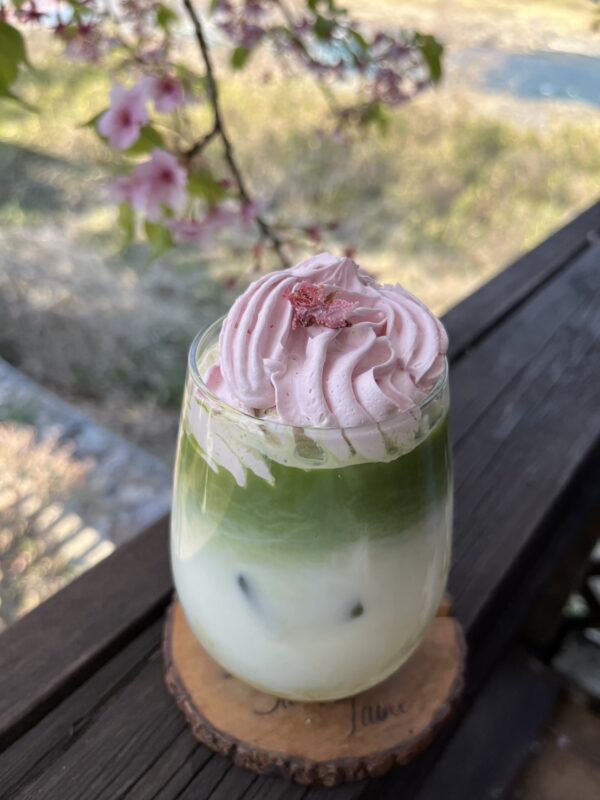 サクラテーブル